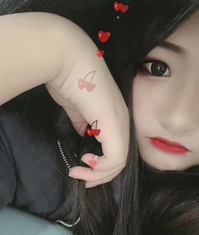 00年的小妹子